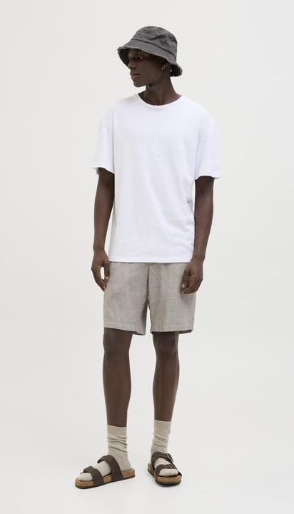 Actual product image Jack & Jones Tapered Fit Shorts Shorts (XS)