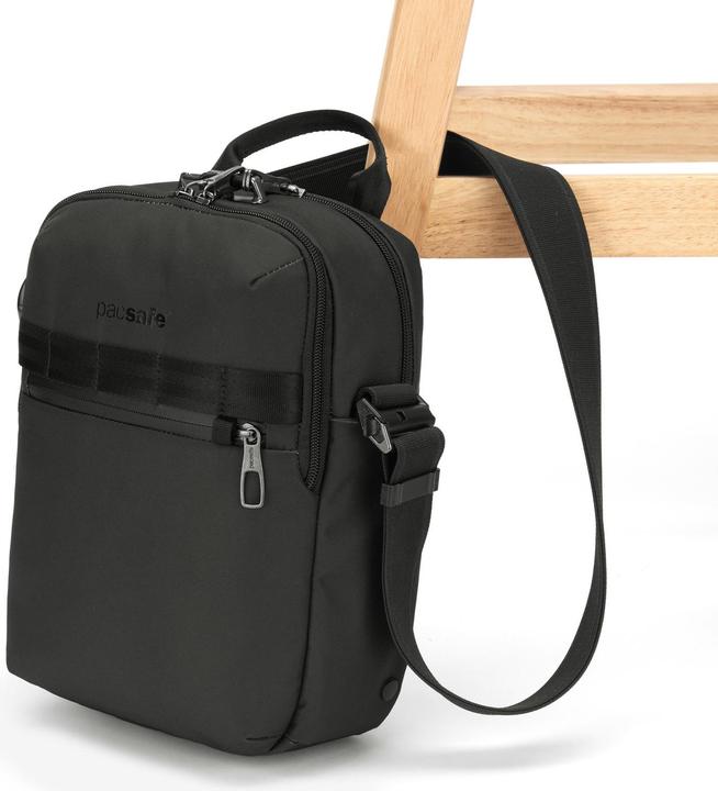 Actual product image Pacsafe Metrosafe X Vertical Umhängetasche