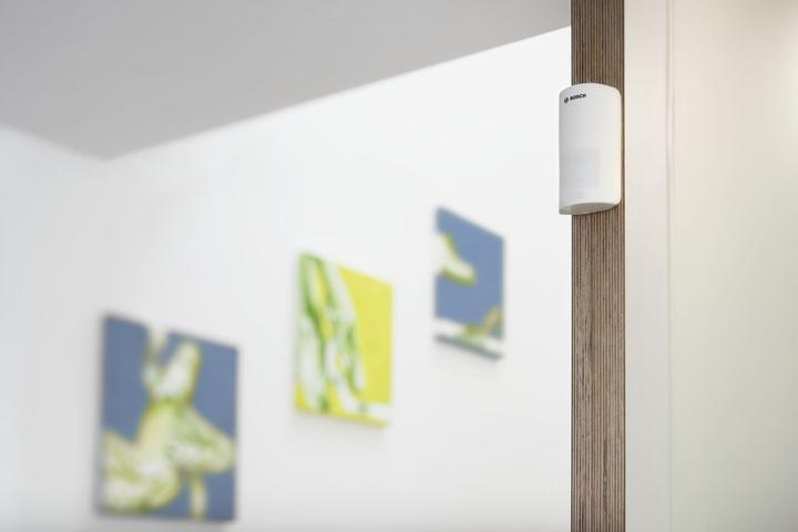 Actual product image Bosch Smart Home Motion detector (12 m)