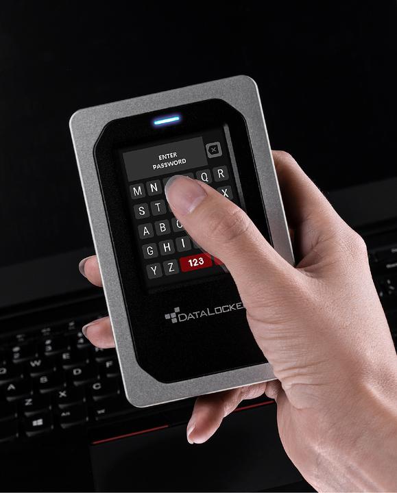 Actual product image Origin Storage Datalocker DL4 FE (2 TB)