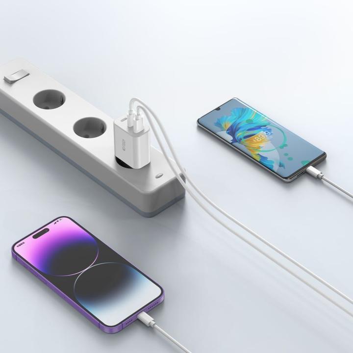 Actual product image Tech-Protect Network Charger (30 W)