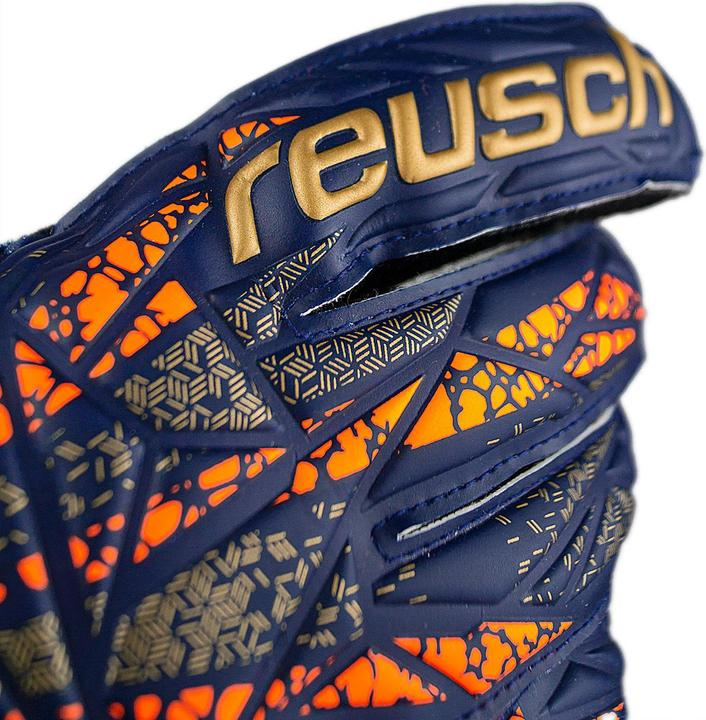 Actual product image Reusch goalkeeper gloves attrakt solid (10.5)