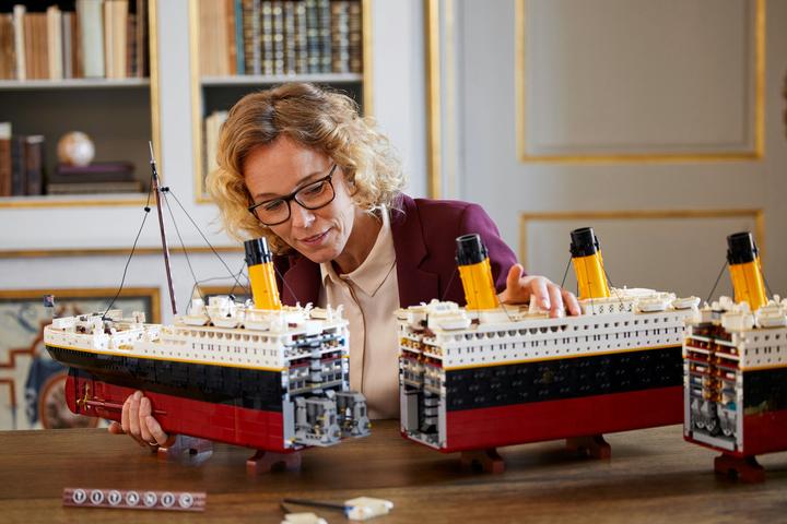 Actual product image LEGO Titanic (10294, LEGO Creator Expert, LEGO Rare Sets)