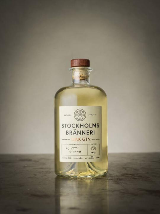 Produktbild Stockholms Bränneri Oak Gin (1 x 50 cl)
