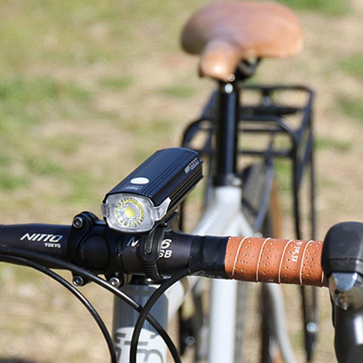 Actual product image CatEye AMPP2200 Headlight Bicycle â € “Bicycle lighting Max.2200 Lumen â € “Brand duration 1 to 60 h (2200 lm)