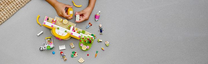 Actual product image LEGO Heartlake City Organic Cafe (41444, LEGO Friends)