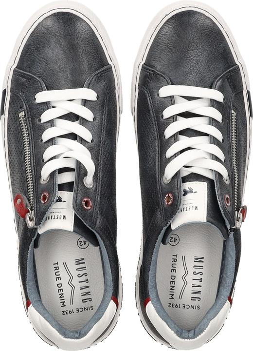 Immagine prodotto Mustang Questa scarpa stringata alla moda è un must have assoluto di questa stagione. La scarpa è dotata di (41)