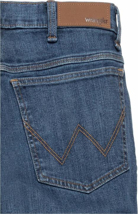 Produktbild Wrangler Authentic Straight (W34/L32)