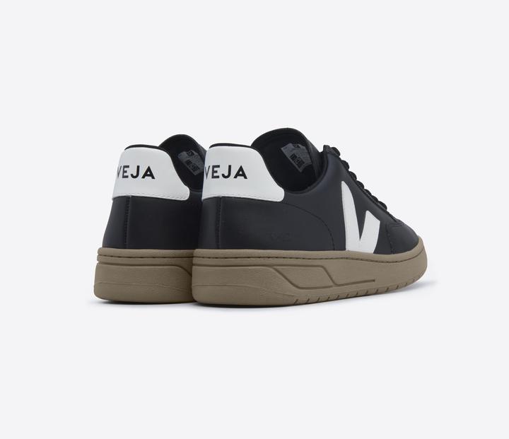 Actual product image Veja V-12