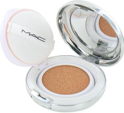 Image du produit MAC Cosmetics Cosmetics Quick Finish Cushion Compact Lightful C + Coral Grass - Light Plus Rose Spf 50