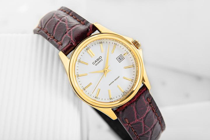 Image du produit Casio Collection - LTP-1183Q-7A (Montre analogique, 25 mm)