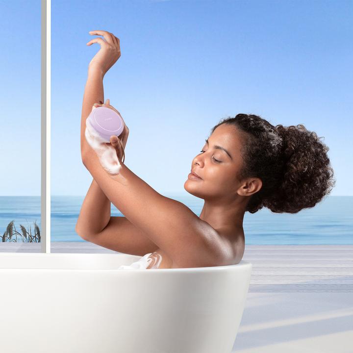 Produktbild Foreo LUNAâ¢ 4 body KÃ¶rperreinigungs- und MassagegerÃ¤t fÃ¼r alle Hauttypen
