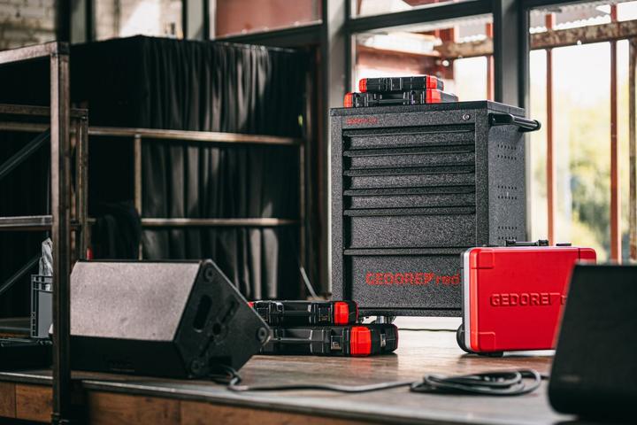 Actual product image Gedore Red red Socket set, 172-piece, With reversible ratchet, ratchets, sockets and bit set (20 mm, 10 mm, 8 mm, 9 mm, 30 mm, 27 mm, 15 mm, 25 mm)