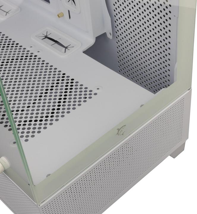 Actual product image White Shark Shark GCC-2304 Torpedo White + 3 Fan Vector