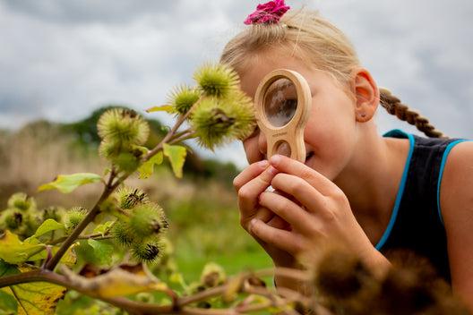 Actual product image Kikkerland HUCKLEBERRY DUAL MAGNIFIER (HB04-F)