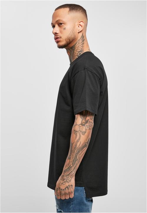 Actual product image Urban Classics Triangle Tee - 16738 (5XL)