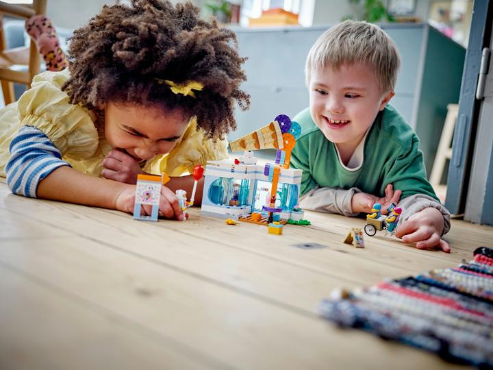 Produktbild LEGO Eisdiele (60363, LEGO City)