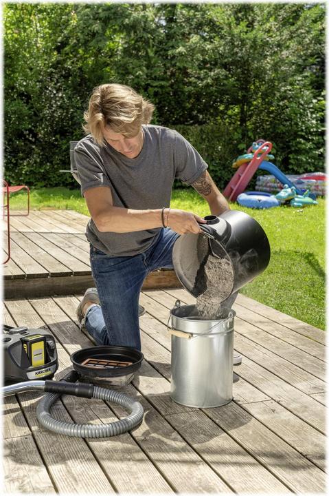 Actual product image Kärcher AD2 Battery (Ash vacuum cleaner)