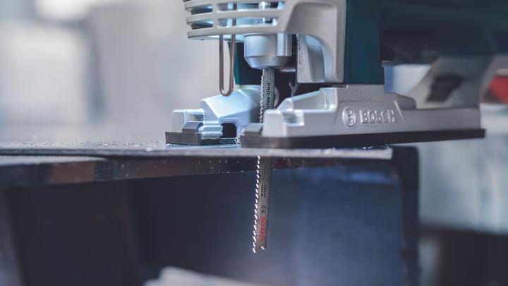 Actual product image Bosch Professional Zubehör PRO Metal thick and thin T123XF jigsaw blade, 100 mm, 100 pcs.