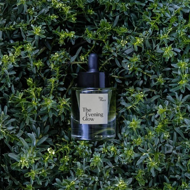 Actual product image This Place The Evening Glow (30 ml, Face oil)