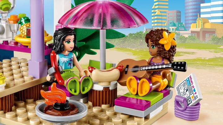 Actual product image LEGO Friends Andreas speedboat transporter (41316, LEGO Friends)