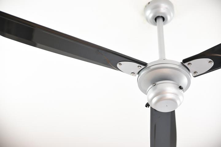 Image du produit Westinghouse Mountain Gale (52 dB)