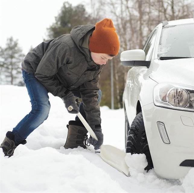 Produktbild Fiskars SnowXpert Auto-Schneeschaufel