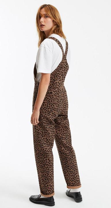 Actual product image La Redoute Collections Latzhose mit Leoprint (28)