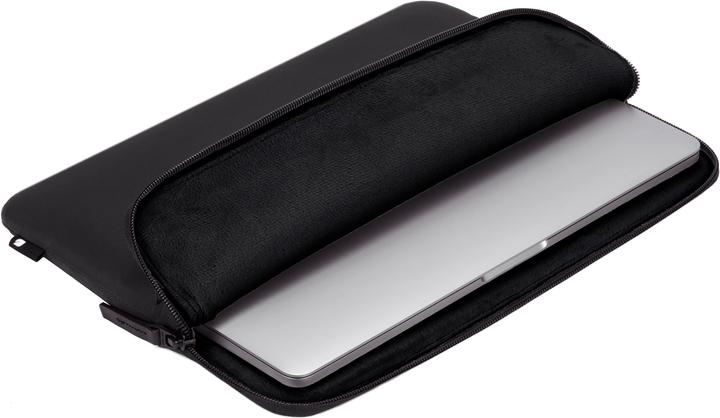 Actual product image Incase Compact (13.30", Apple)