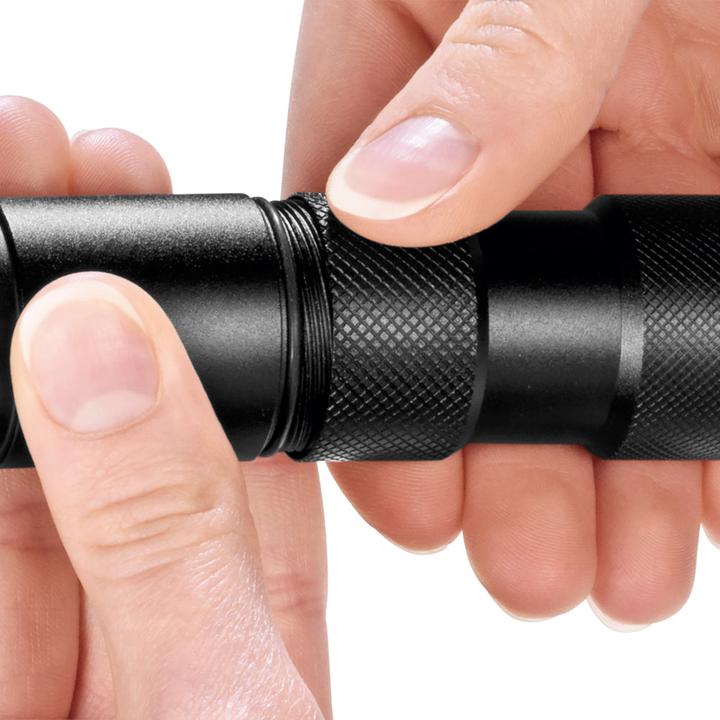 Produktbild Maxxmee Power-Taschenlampe 3.7 V 1800 mAh Schwarz (4 cm)