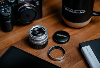 Immagine prodotto Voigtländer Color-Skopar 28mm/2.8 VM II asph. argento (Leica M, Full-frame)