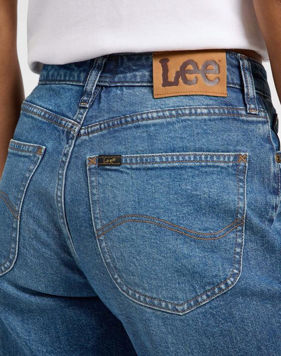 Actual product image Lee Carol (32)