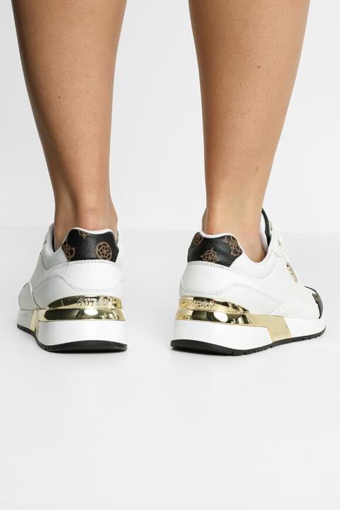 Immagine prodotto Guess Sneaker Moxea (37)