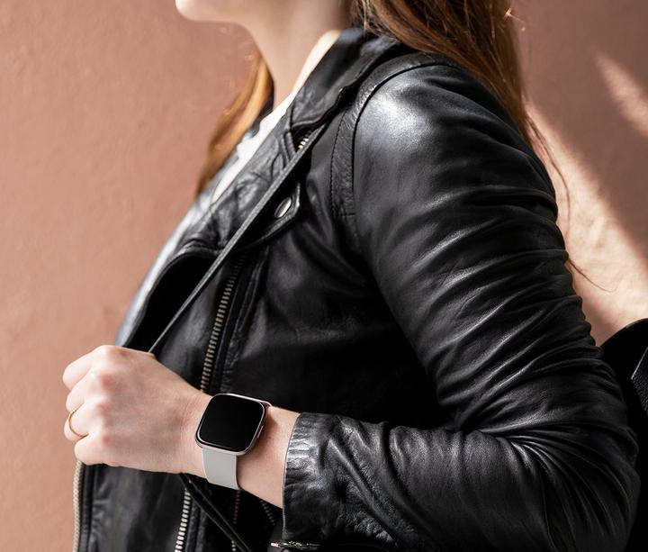 Image du produit Fitbit Versa 2 (40 mm)
