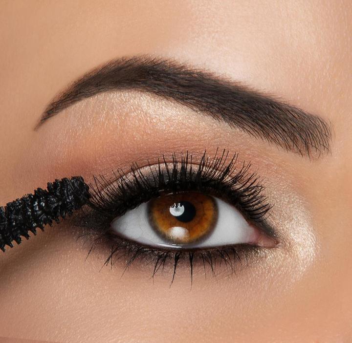 Actual product image Diego dalla Palma Mascara Trasformista 101 (Black)