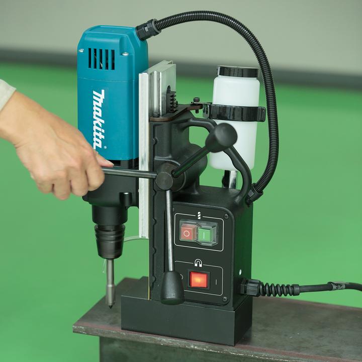 Produktbild Makita Magnetbohrmaschine (Netzbetrieb)