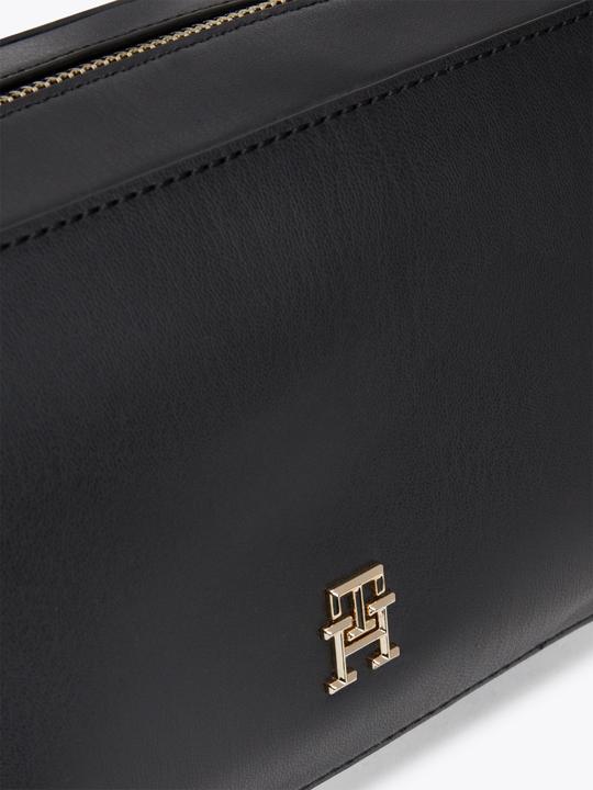 Actual product image Tommy Hilfiger Mini Bag TH CHIC