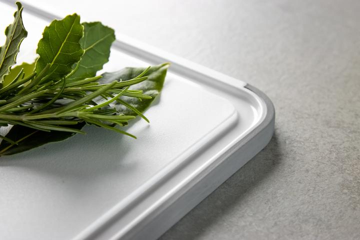 Actual product image KitchenAid Classic Polypropylene Non-slip Chopping Board, 20 x 25cm