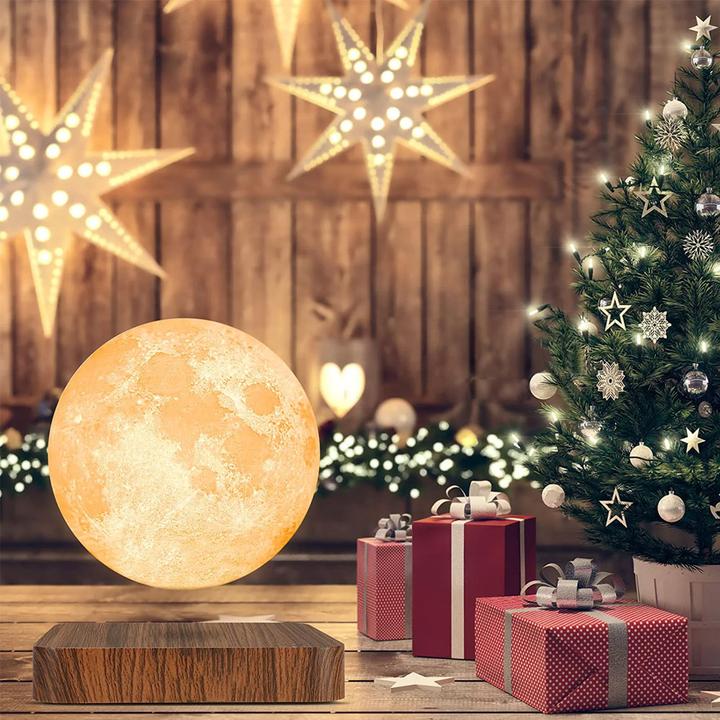 Actual product image Esmée Schwebende 3D LED Mond Lampe, Nachtlicht mit Holzsockel