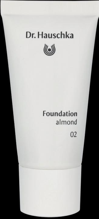Dr. Hauschka Foundation 02 almond 30 ml (#02 Almond)