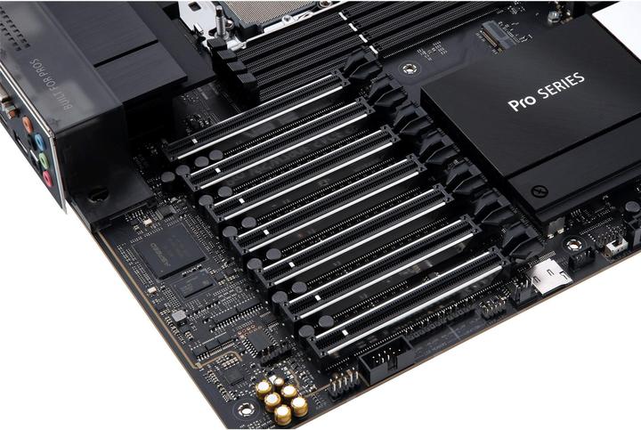 Actual product image ASUS PRO WS W790E-SAGE SE (LGA 4677, Intel W790, SSI EEB)