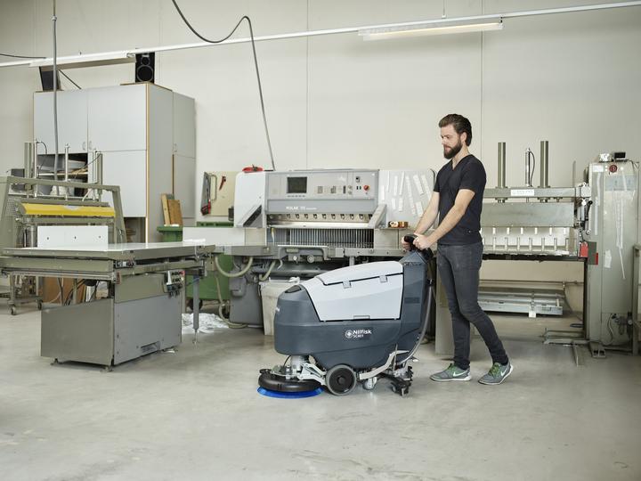 Productafbeelding Nilfisk Automatische schrobzuigmachine SC401 43 E (Schrobzuigmachine)
