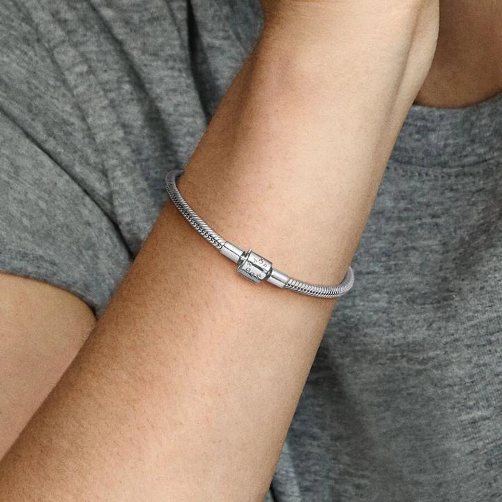 Produktbild Pandora Armband Moments Barrel Clasp Snake (18 cm, Sterling-Silber)