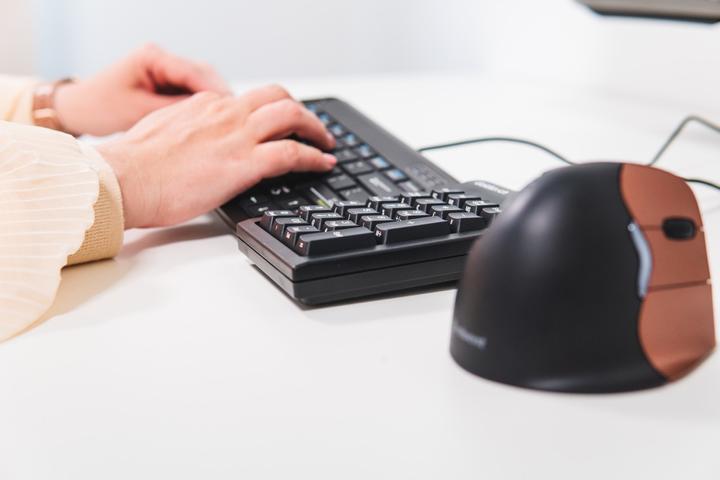 Actual product image Evoluent Goldtouch Keyboard USB Numeric (DE, Cable)