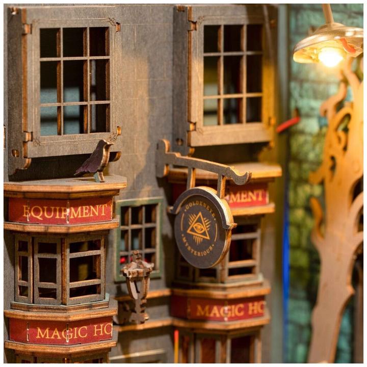 Actual product image Robotime Magic House