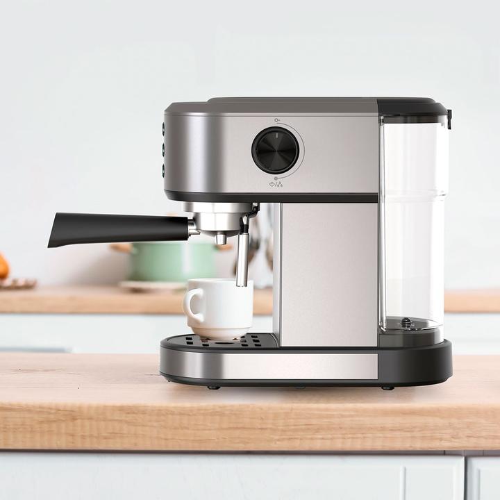 Produktbild Black & Decker Kolbowy ekspres do kawy Black+Decker BXCO1350E (EU-Stecker)