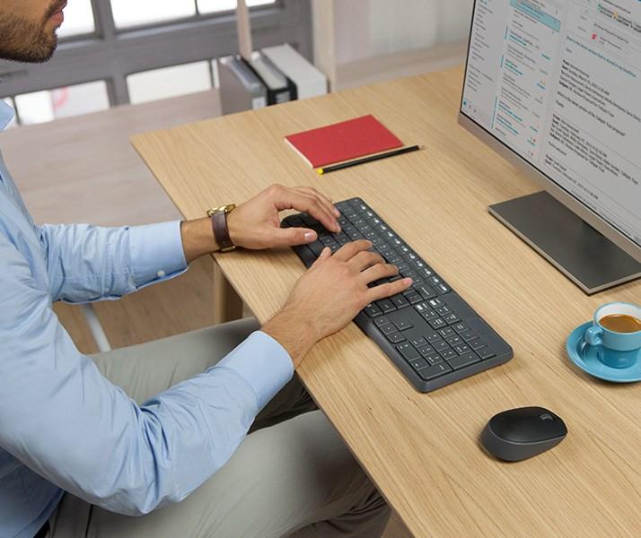Produktbild Logitech Set MK235 (Eng. Int., Kabellos)