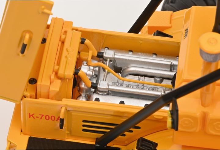 Produktbild Schuco Kirovets K700 Doppelb. 1:32