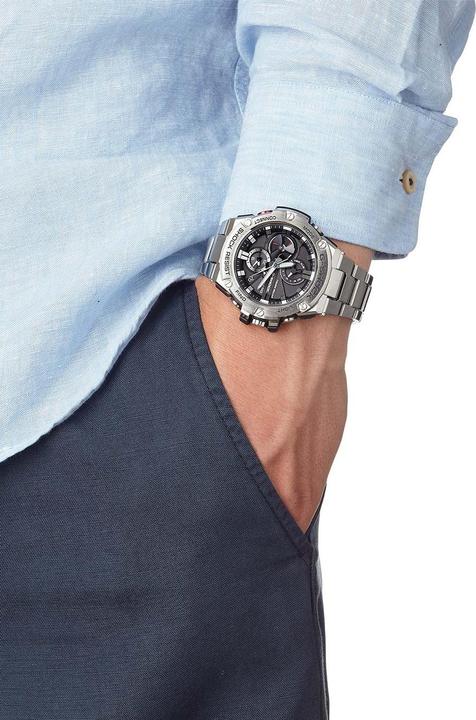 Produktbild G-Shock Gst-B100d (Analoguhr, Chronograph, Hybrid Uhr, 54 mm)