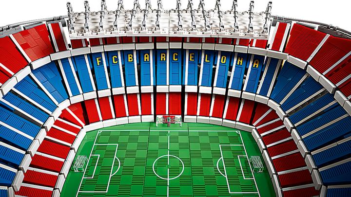 Image du produit LEGO Le Camp Nou - FC Barcelone (10284, LEGO Creator Expert, LEGO difficiles à trouver)